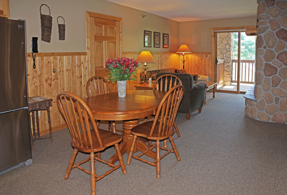 Sugar Lake Lodge Grand Rapids Exterior foto